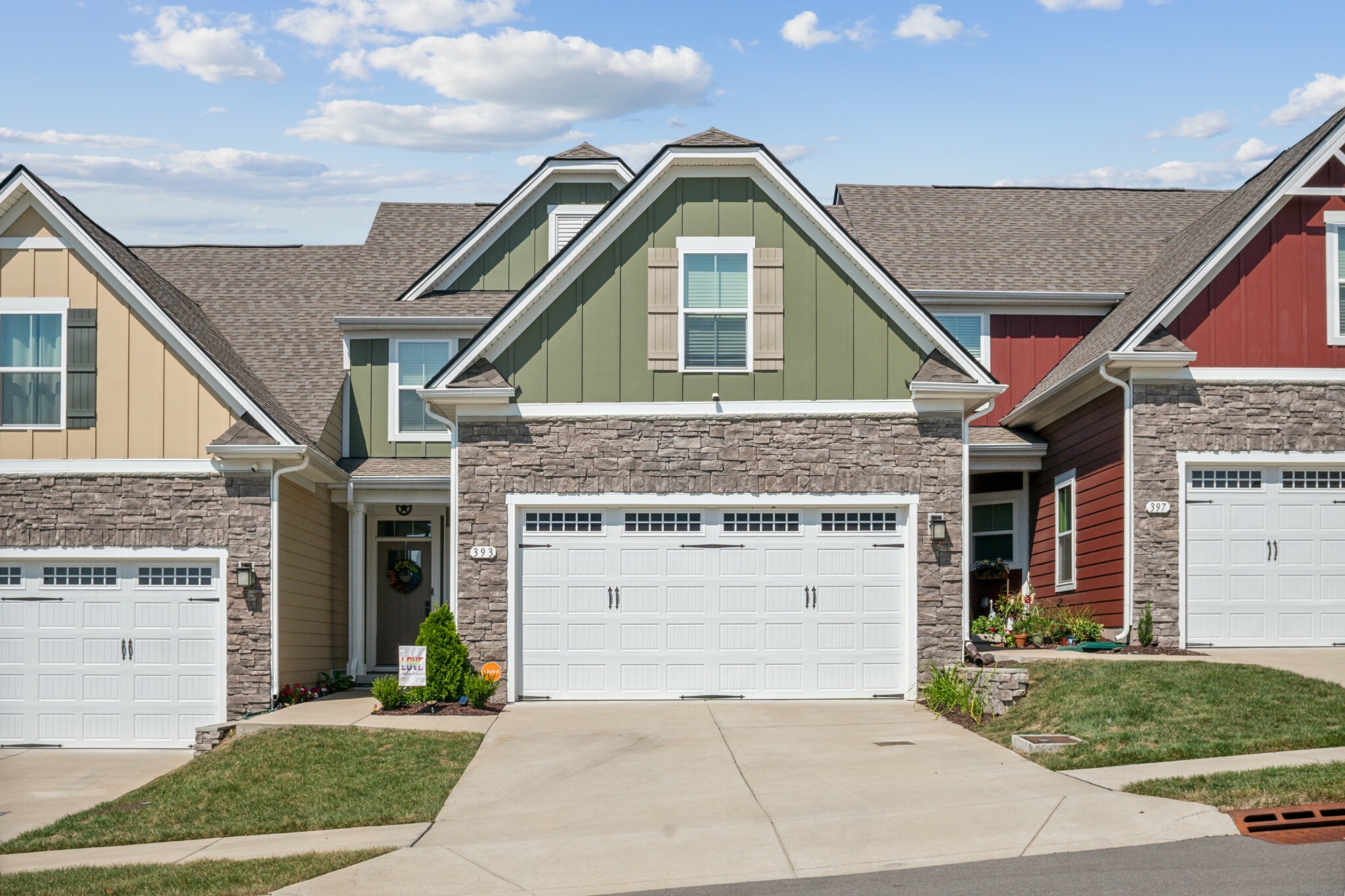 Property Photo: 393 S Downs Cir TN 37072
