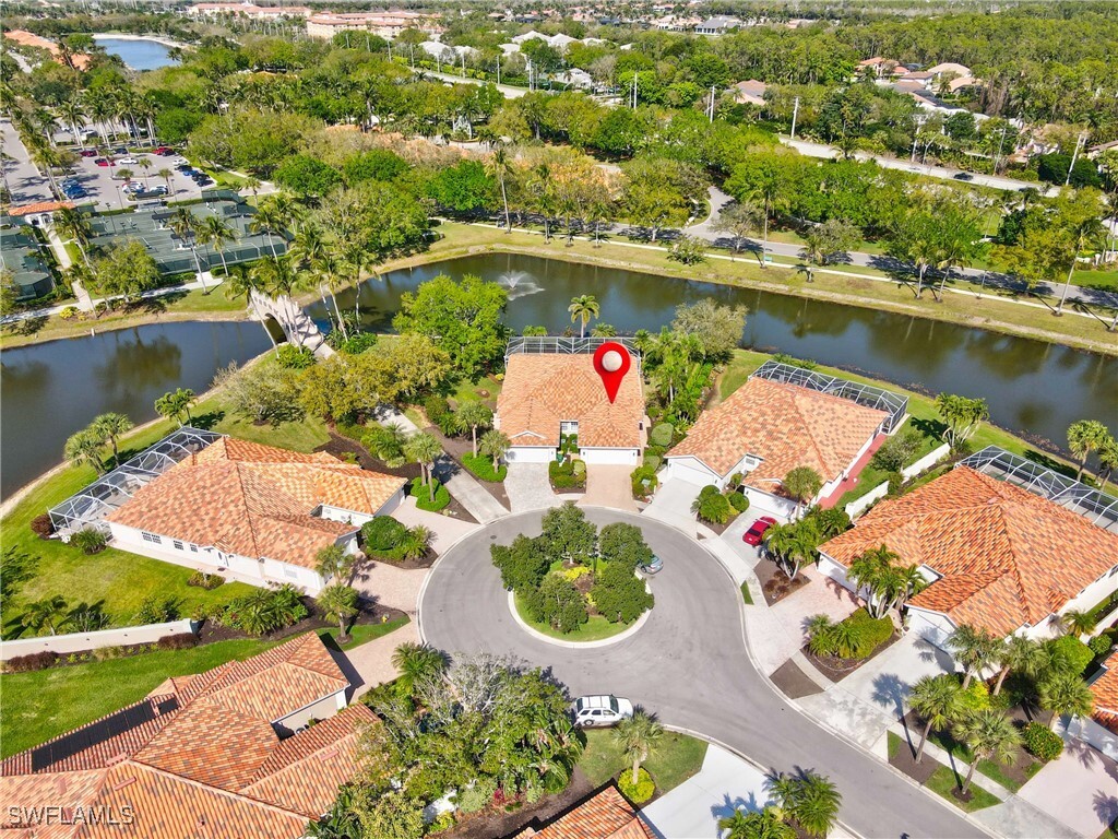 Property Photo: 5065 Ventura Court FL 34109