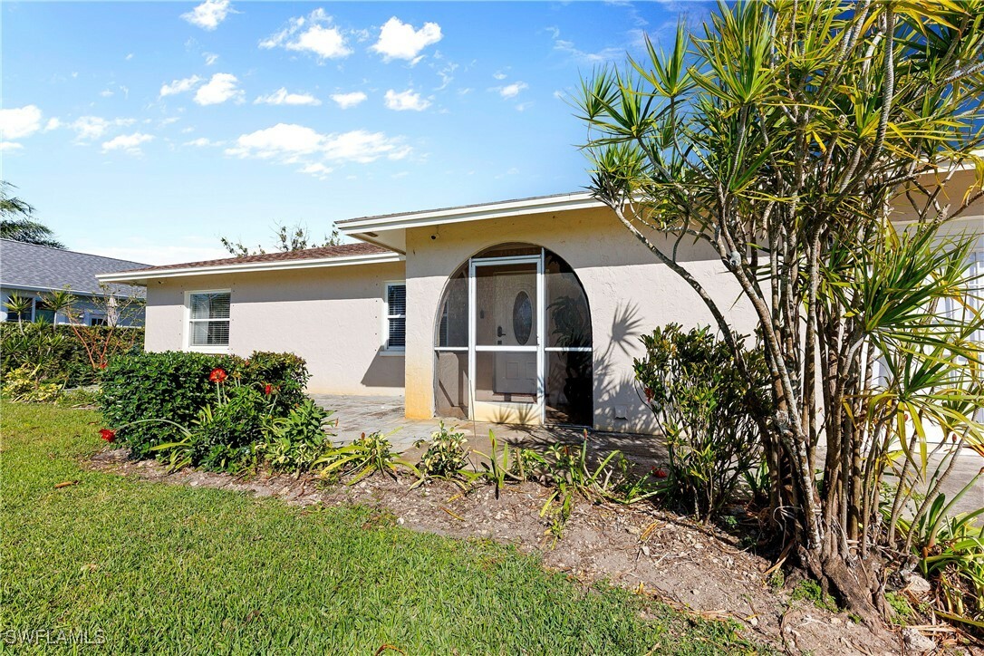 Property Photo:  3112 52nd Terrace SW  FL 34116 