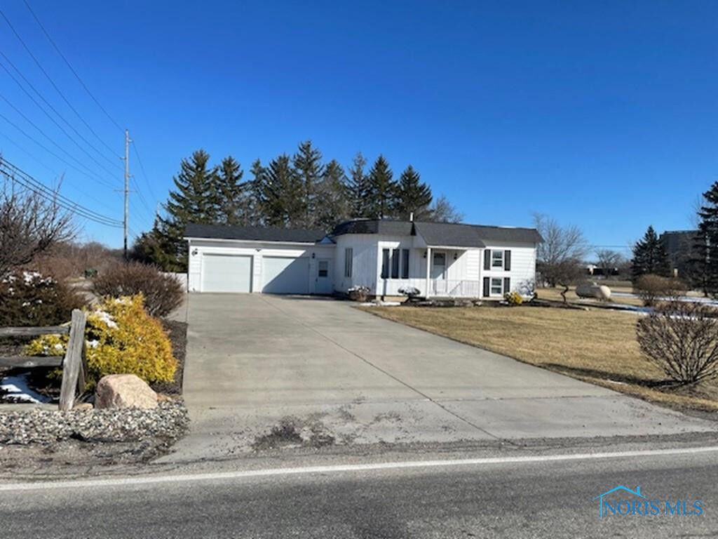 Property Photo:  4980 County Road 15  OH 43506 