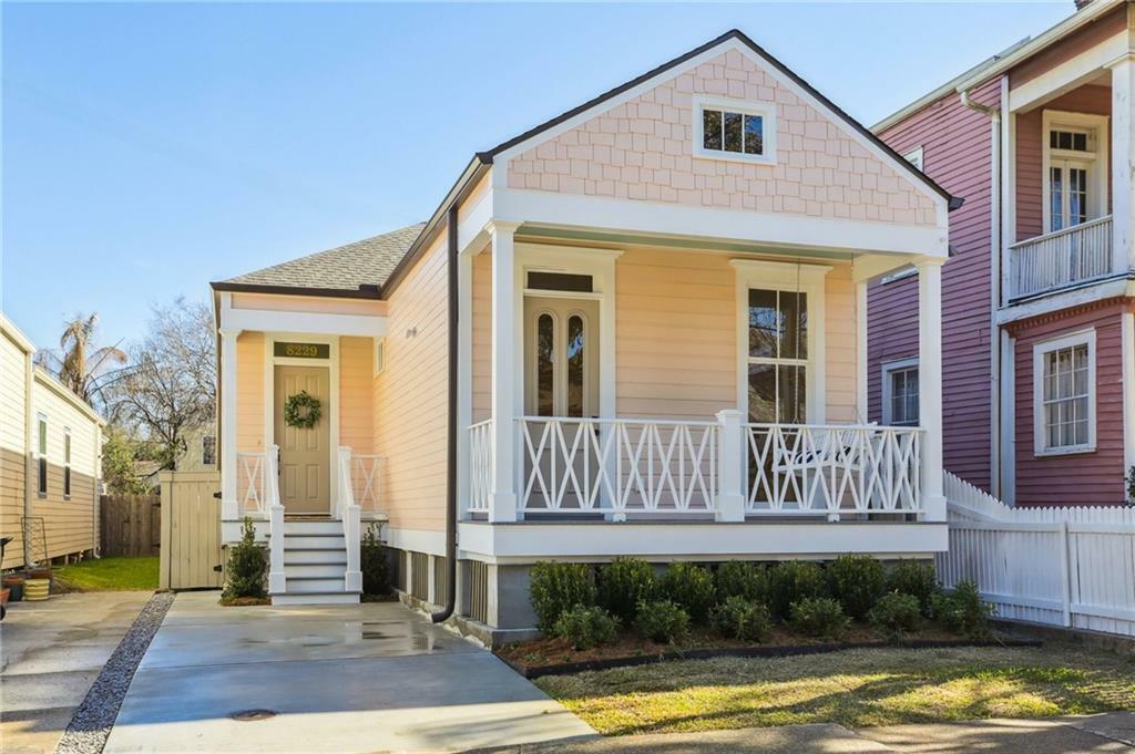 Property Photo: 8229 Hickory Street LA 70118