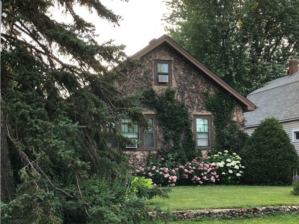 Property Photo:  767 Orchard Avenue  MN 55103 