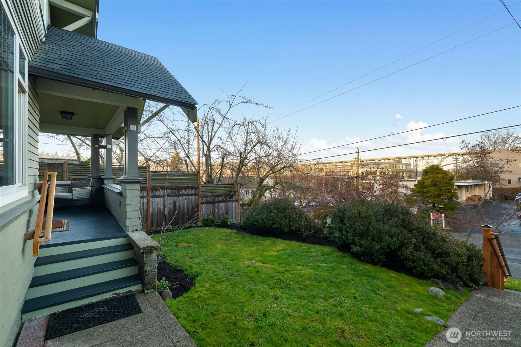 Property Photo:  2935  Mayfair Avenue N  WA 98109 