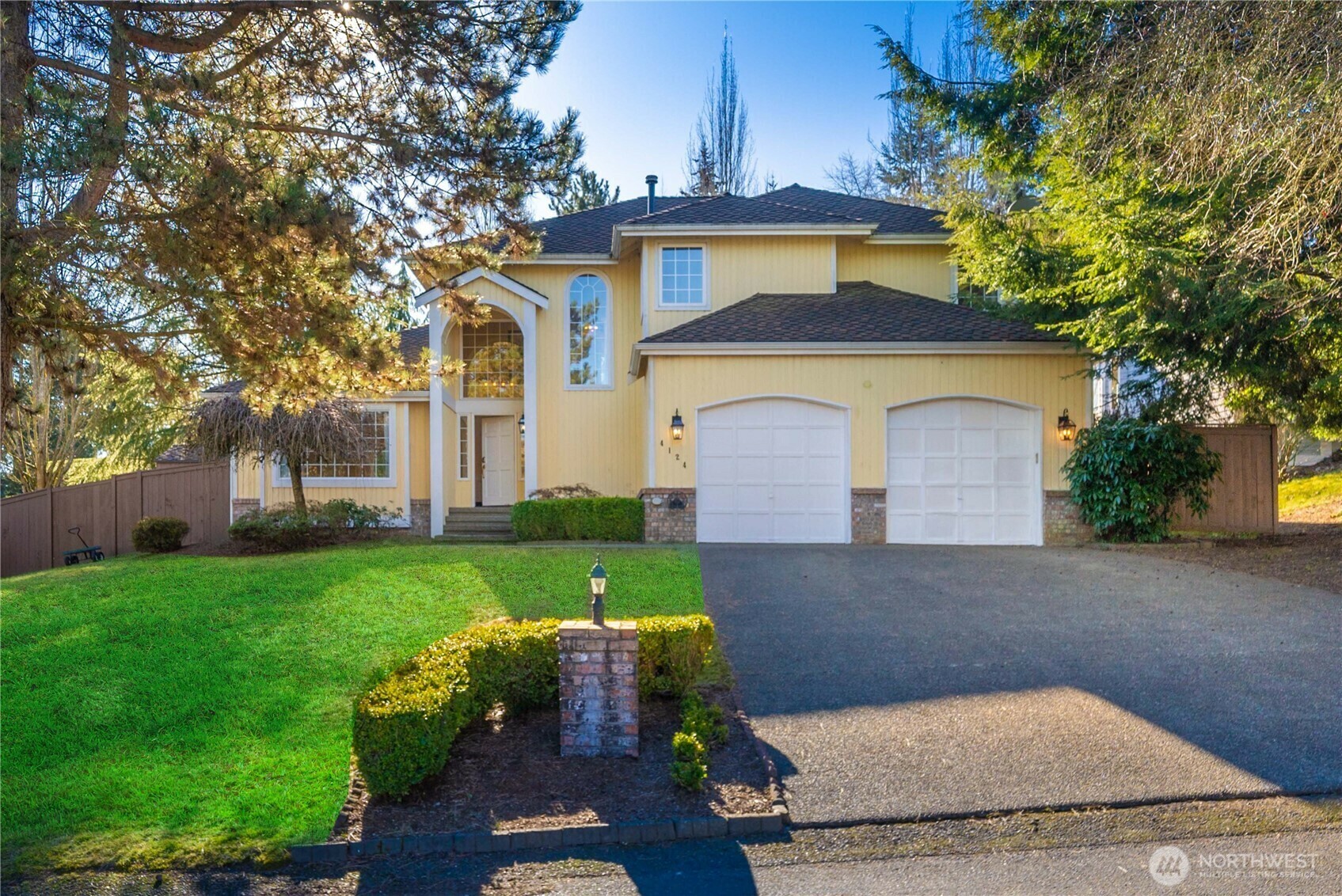 Property Photo: 4124 52nd Street NE WA 98422