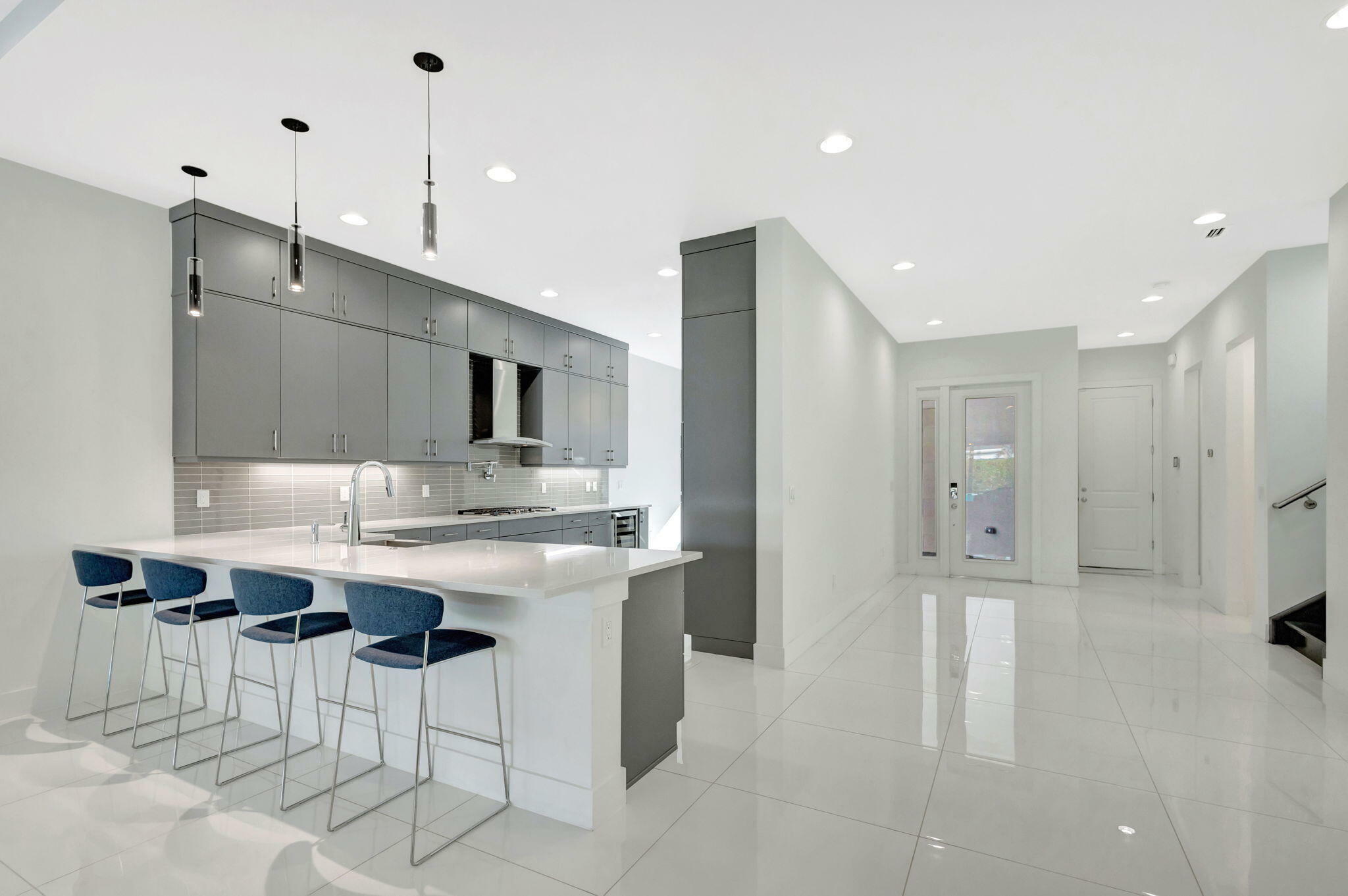 Property Photo: 13117 Faberge Place FL 33418