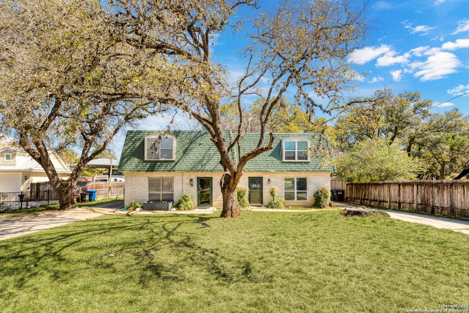 Property Photo: 16514 Springhill Dr TX 78232