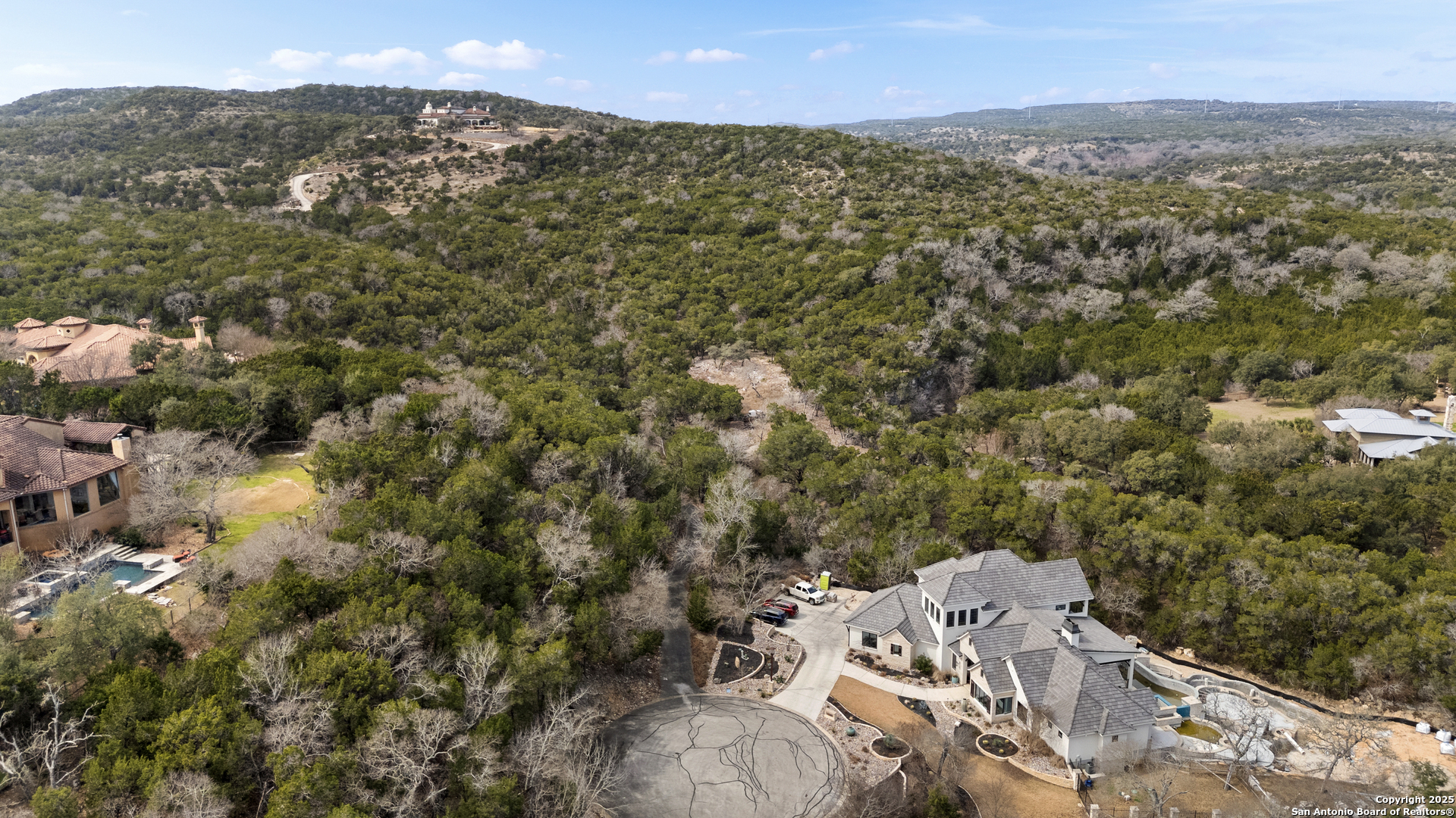 Property Photo: 11235 Paraiso Blf TX 78006