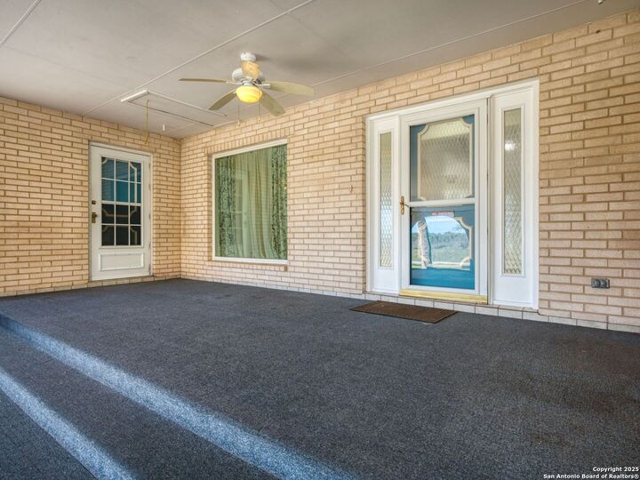 Property Photo: 1903 Town Creek TX 78108