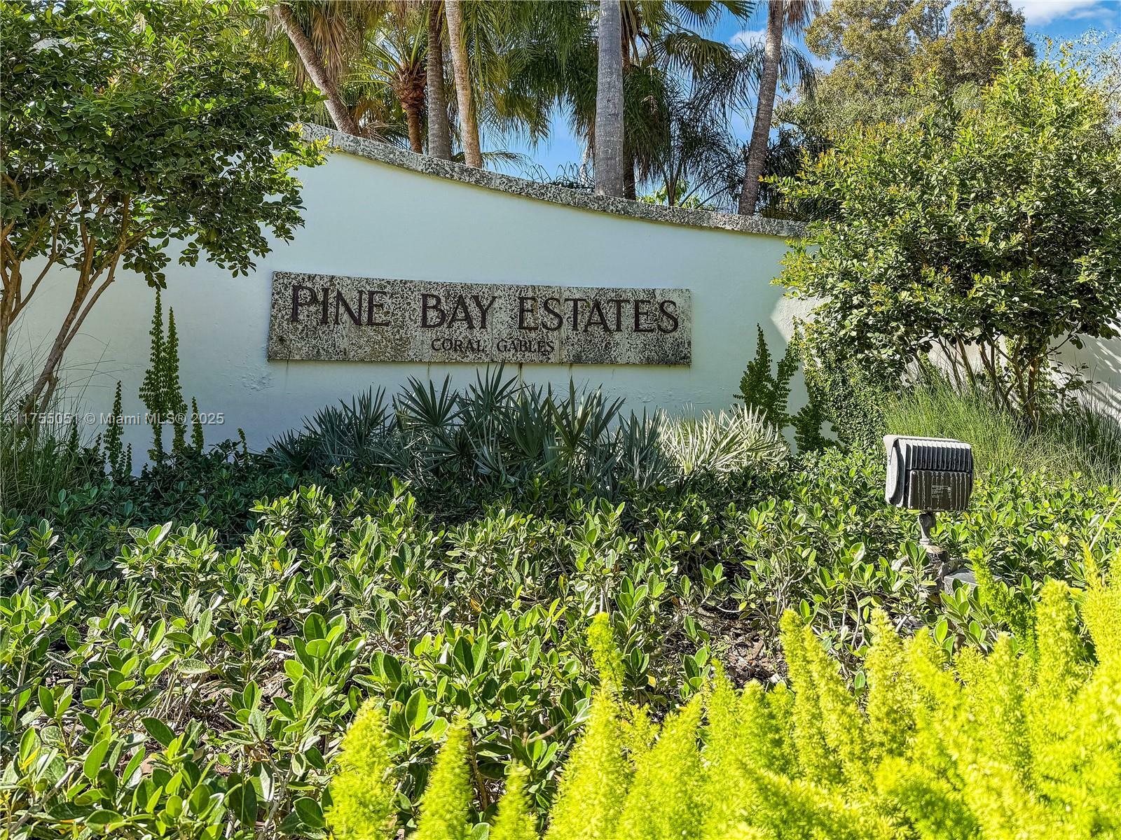 Property Photo: 5780 Magnolia Ln FL 33156