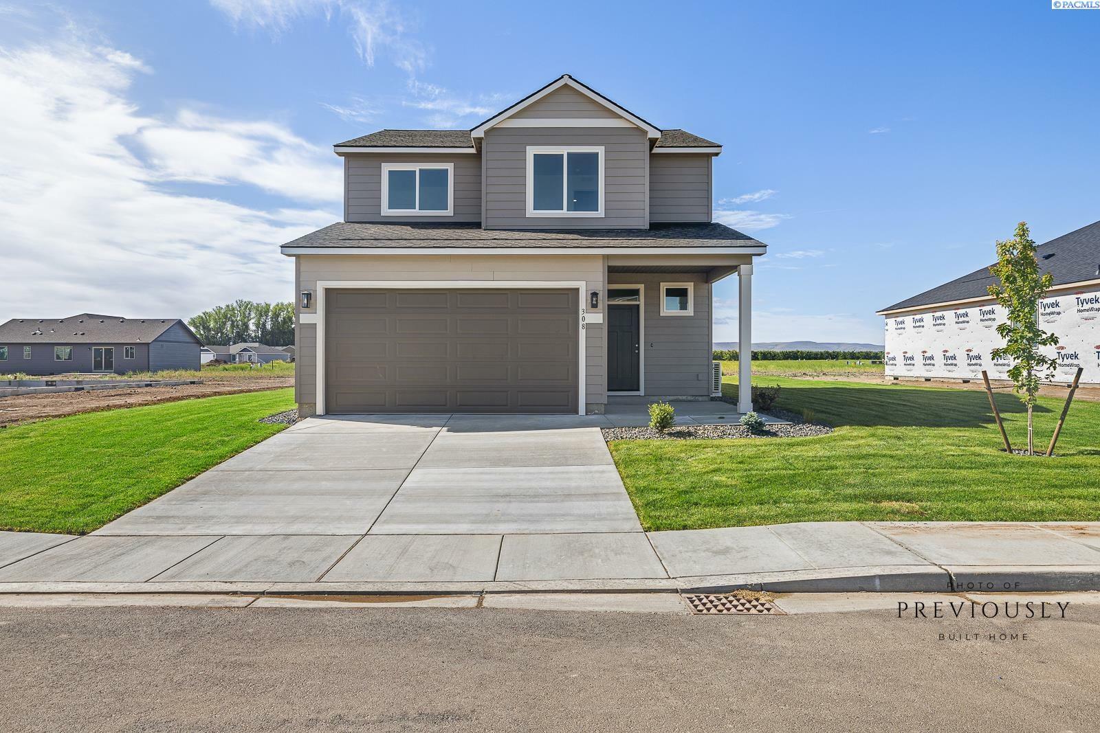 Property Photo: 1201 17th St WA 99320