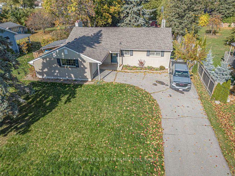 120 Northview Avenue  Whitby ON L1N 2G7 photo