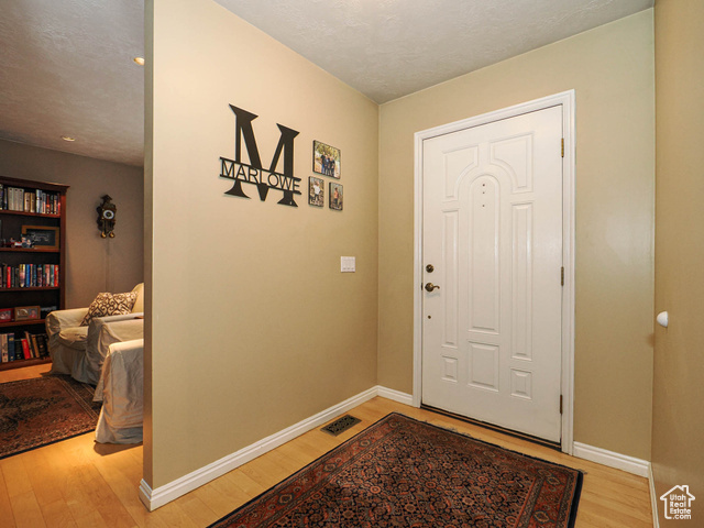 Property Photo: 12474 S Rawlins Ln UT 84020