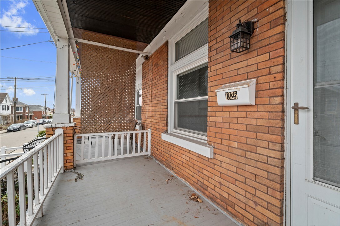 Property Photo:  1325 Tennessee Ave  PA 15216 