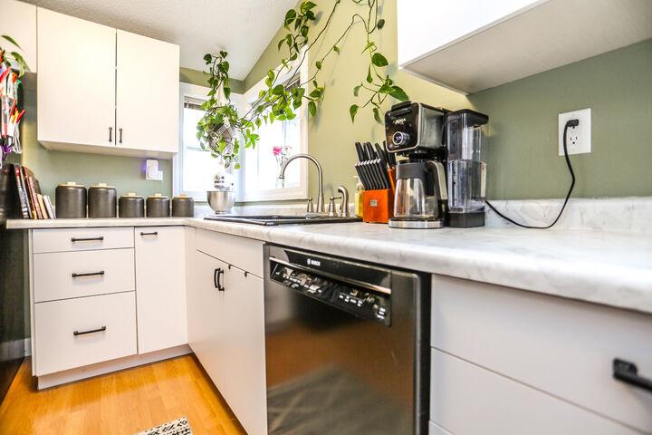 Property Photo:  1108 S High St  SD 57401 