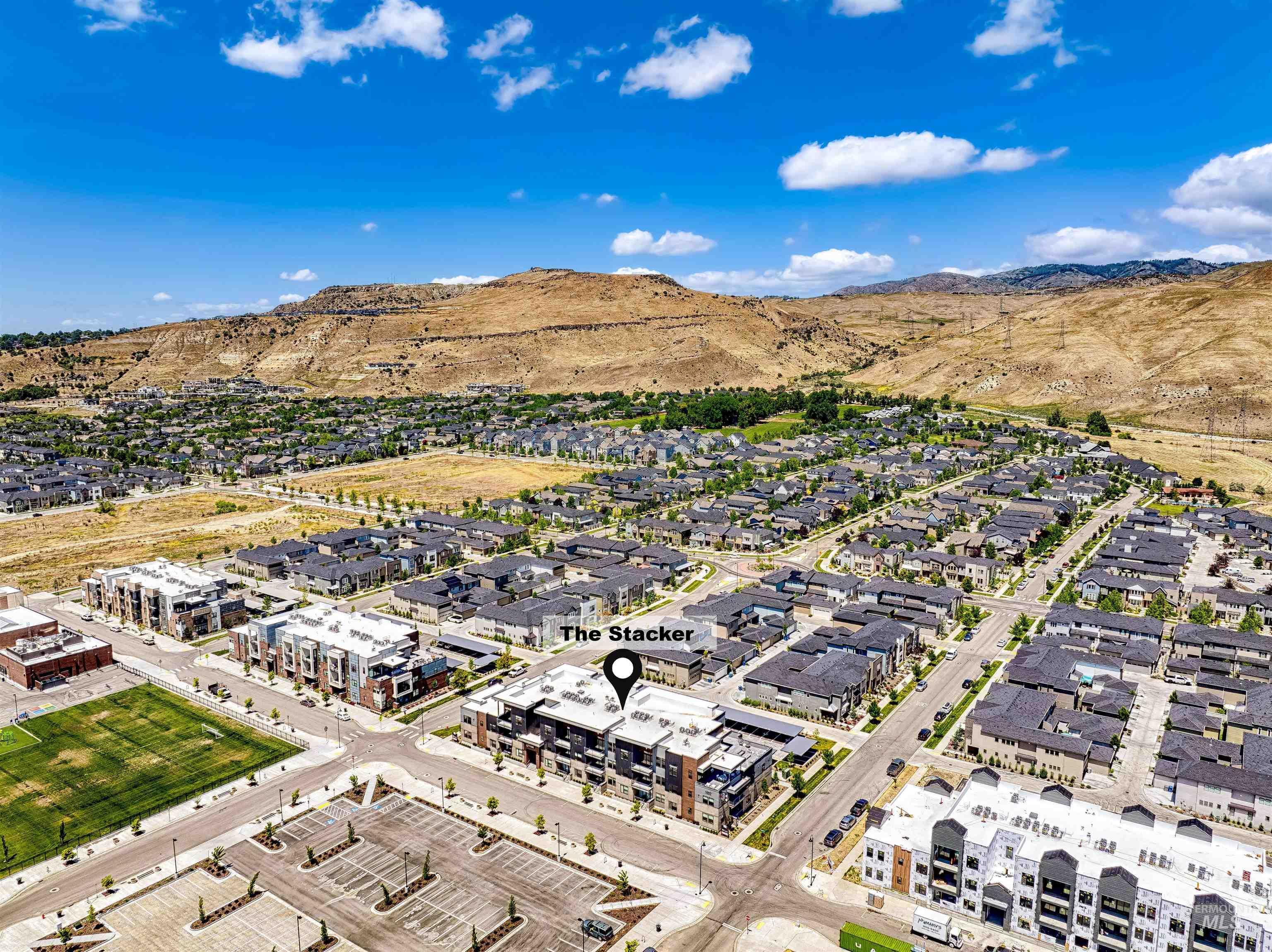 Property Photo: 4340 E Haystack St 306 ID 83716
