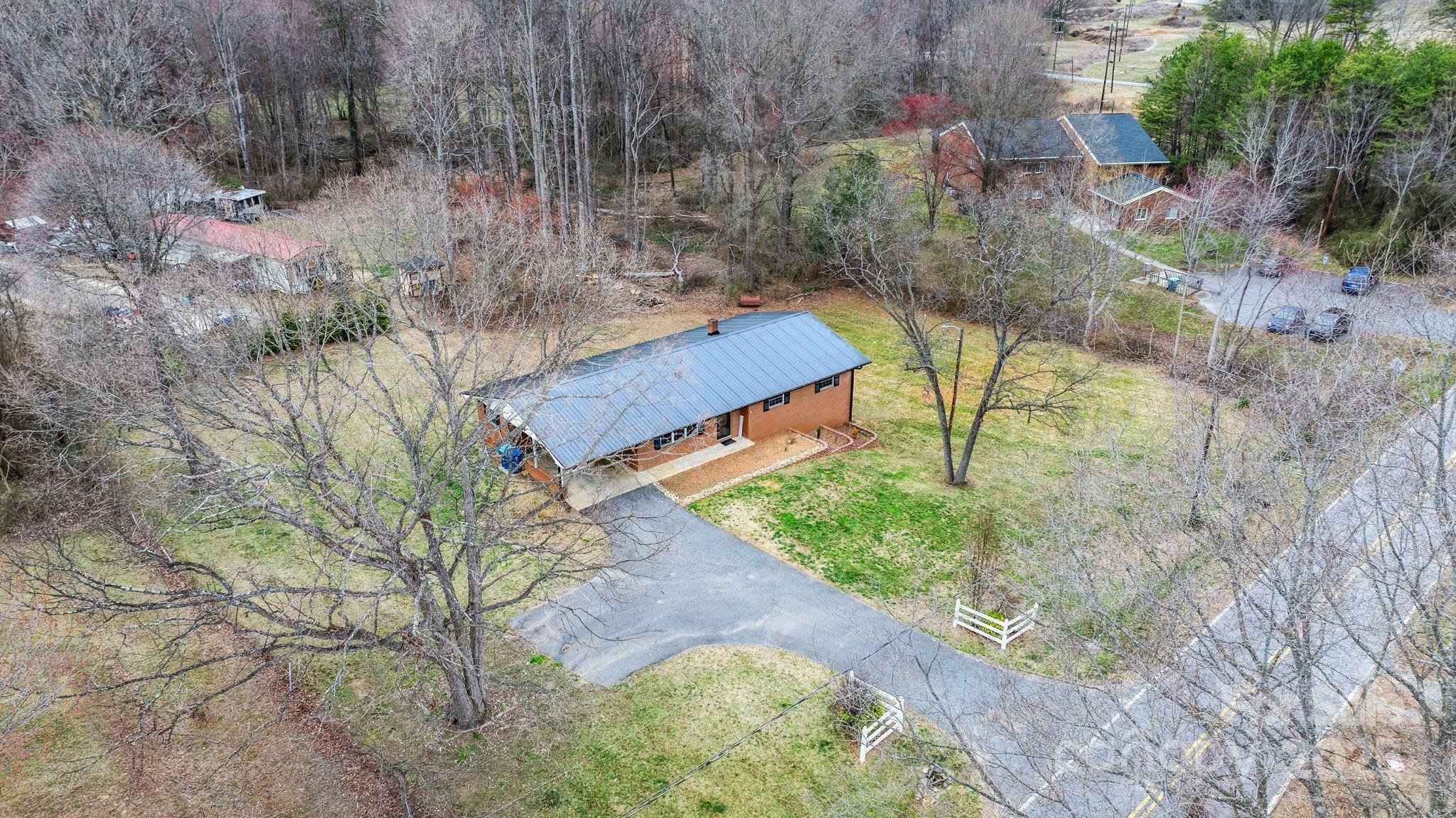 Property Photo:  104 Pop Davis Road  NC 28681 