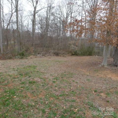 Property Photo: 152 Oak Tree Drive 142 NC 27028