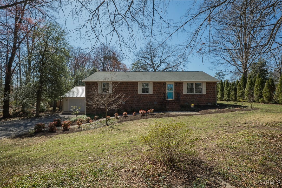 Property Photo:  8009 Yolanda Road  VA 23229 