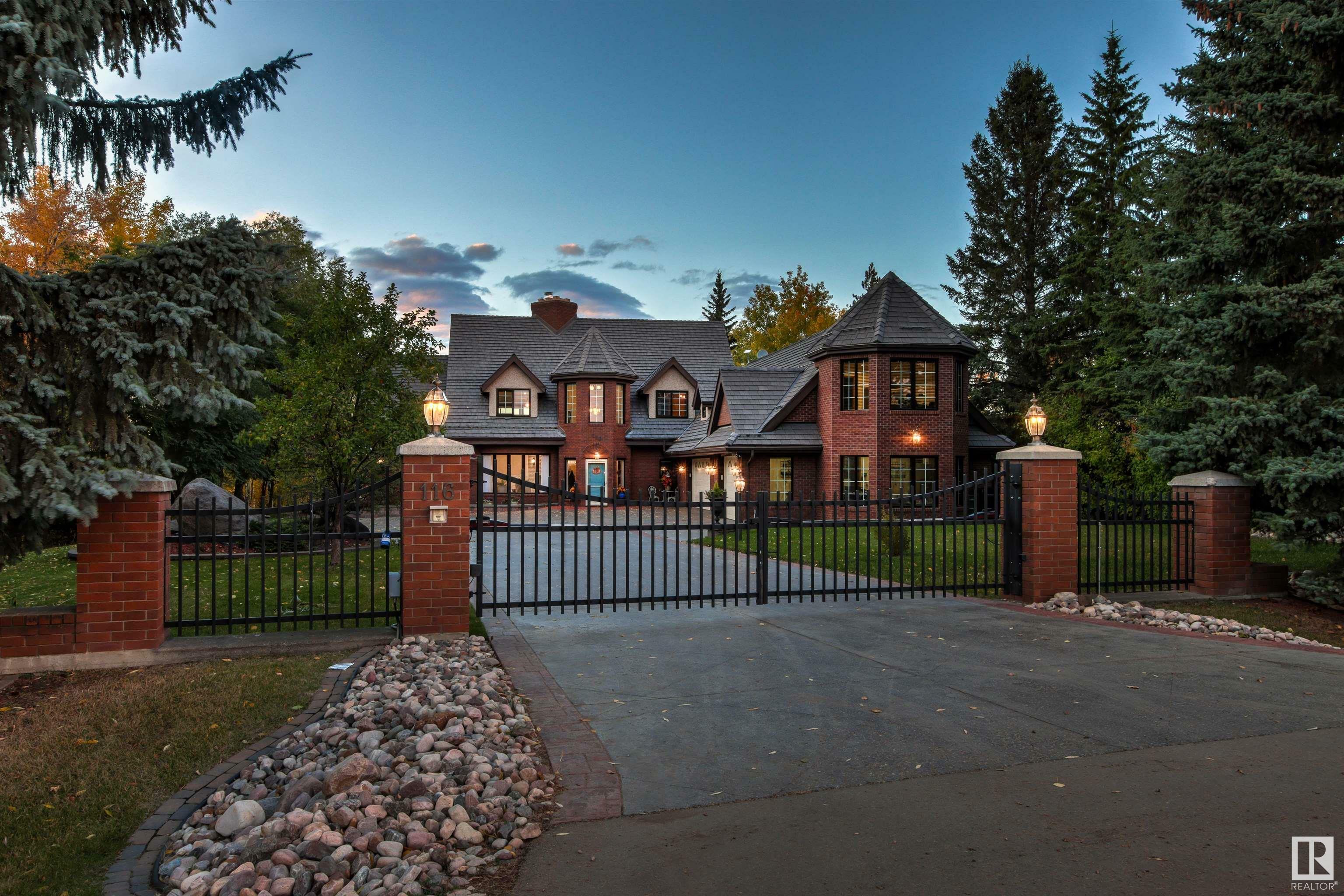 Photo de la propriété: 116 Windermere Drive NW AB T6W 0S5