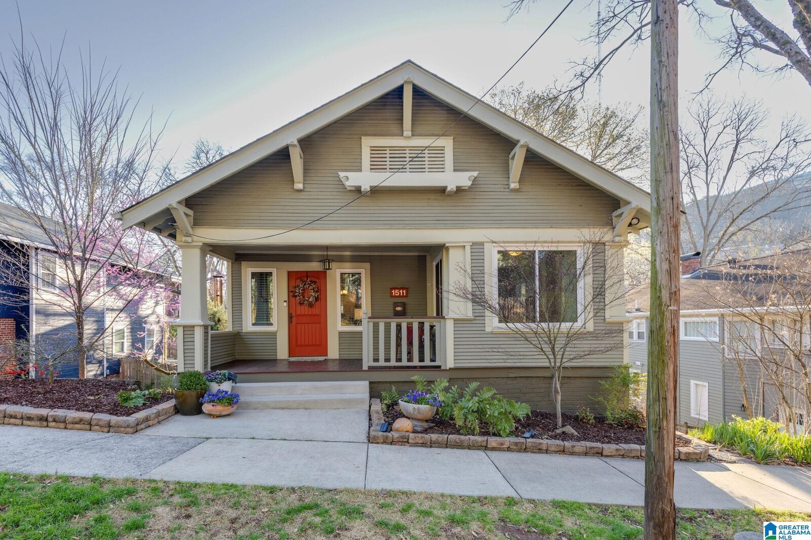 Property Photo:  1511 13th Place  AL 35205 