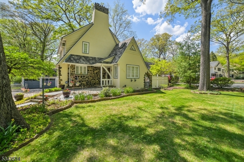 Property Photo: 230 Glen Ave NJ 07041