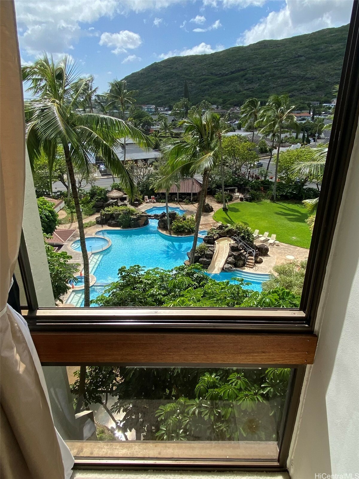 Property Photo: 501 Hahaione Street 1- 6G HI 96825