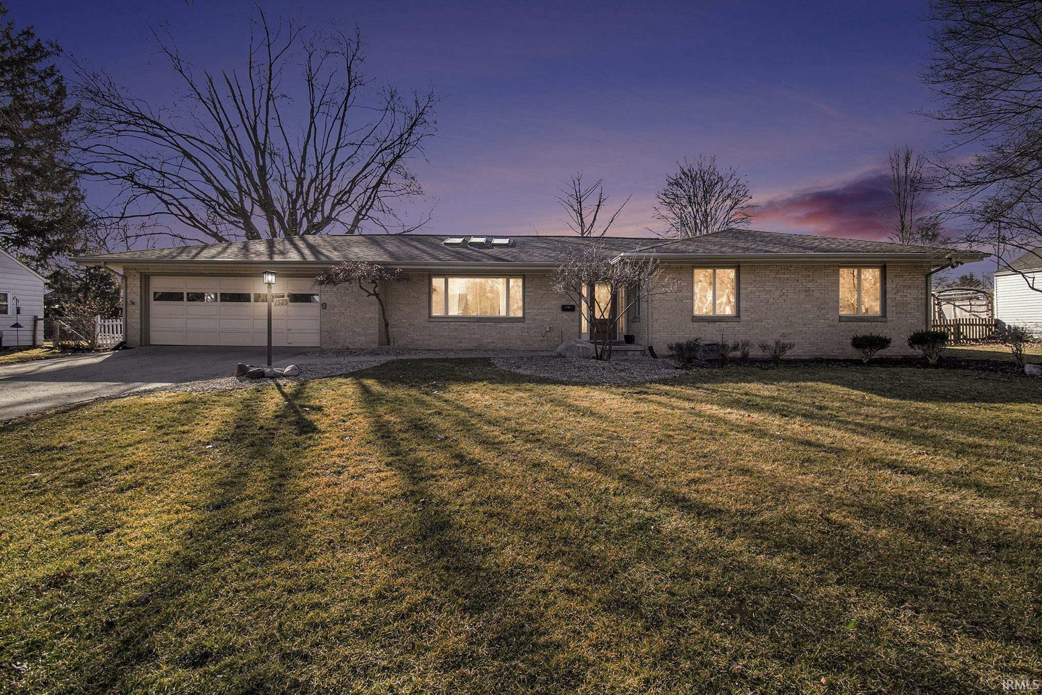 Property Photo:  1525 Lawndale Road  IN 46514 