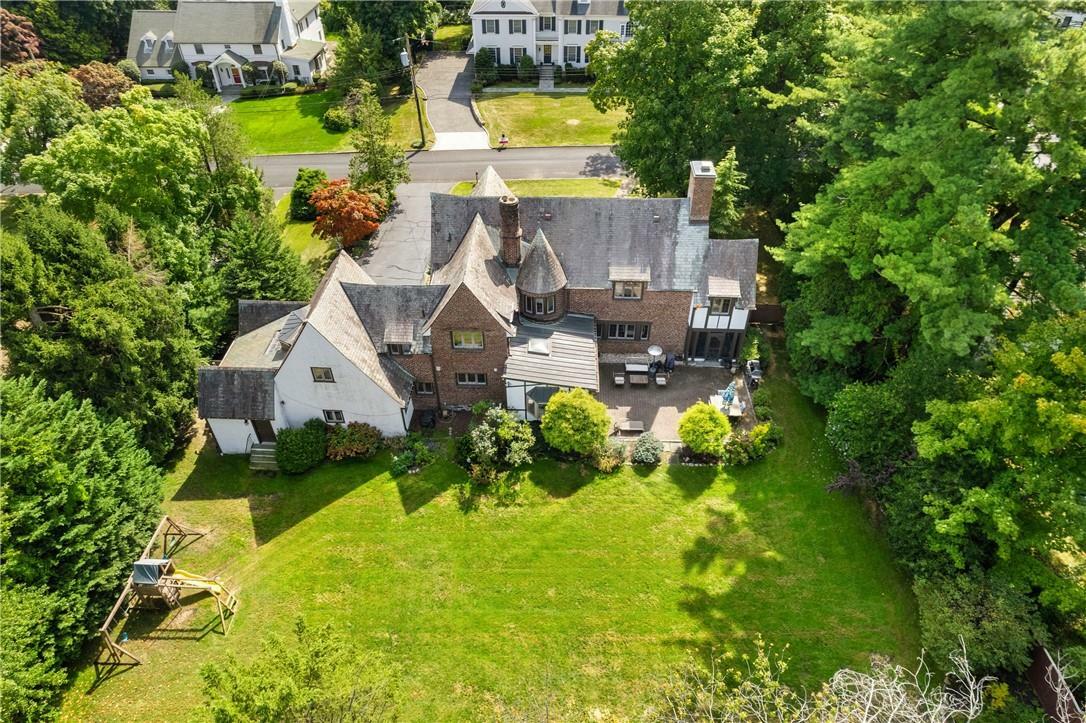 Property Photo: 4 Bradford Road NY 10583