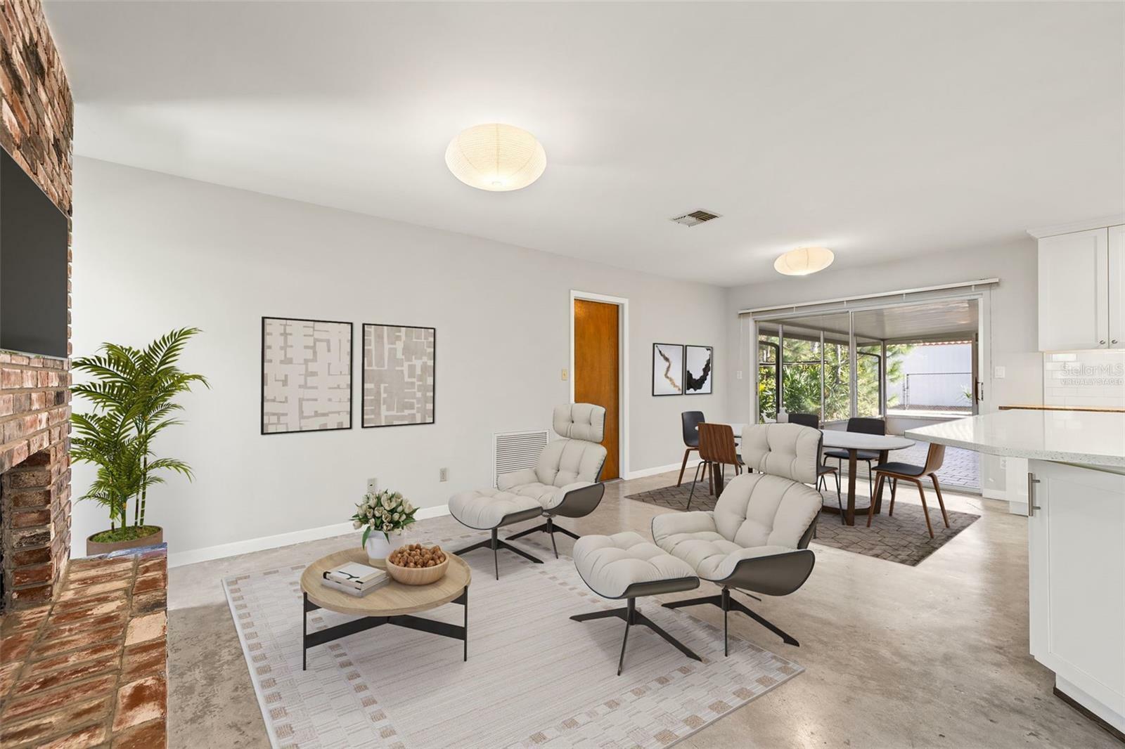 Property Photo: 360 22nd Avenue NE FL 33704