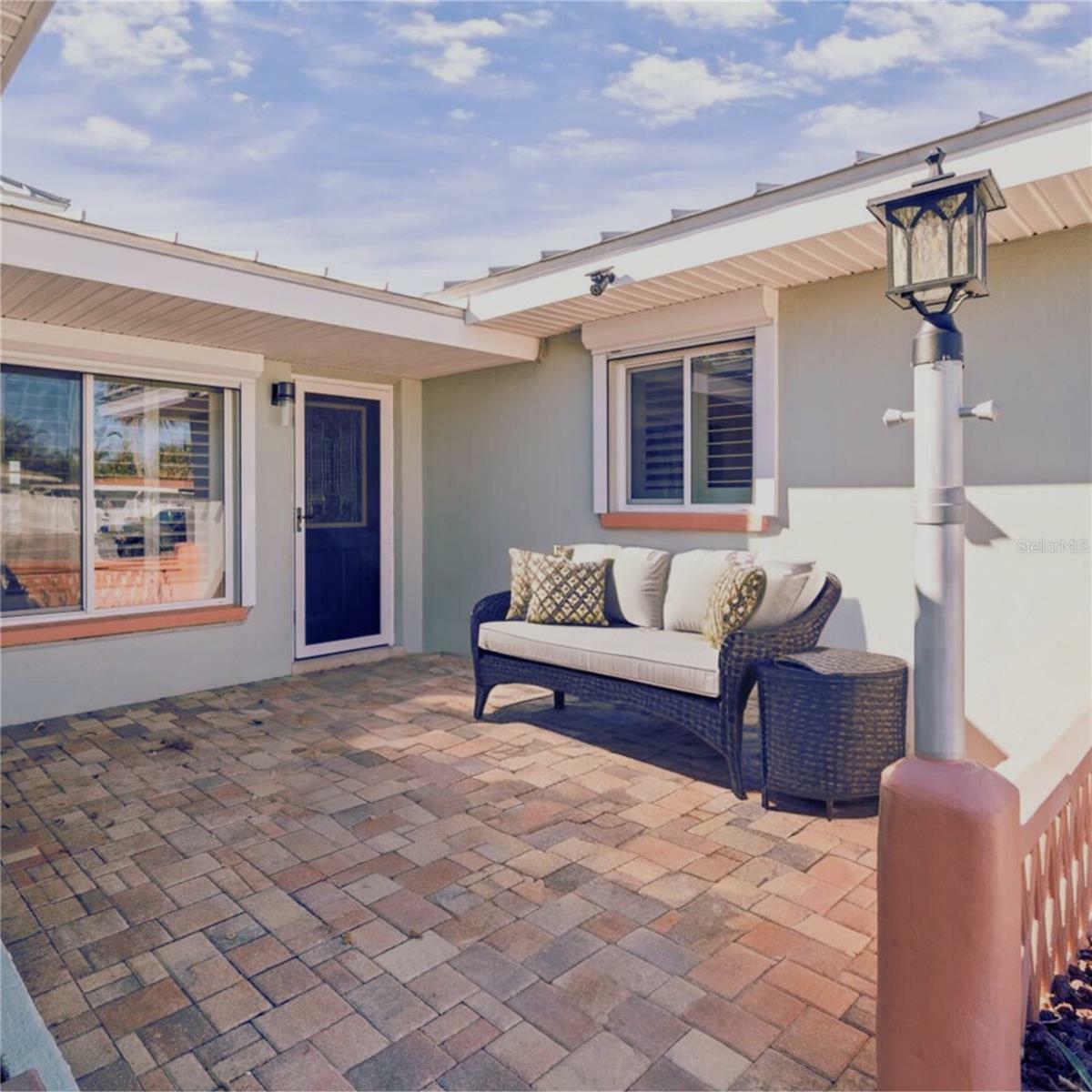 Property Photo: 1445 Corey Way S FL 33707