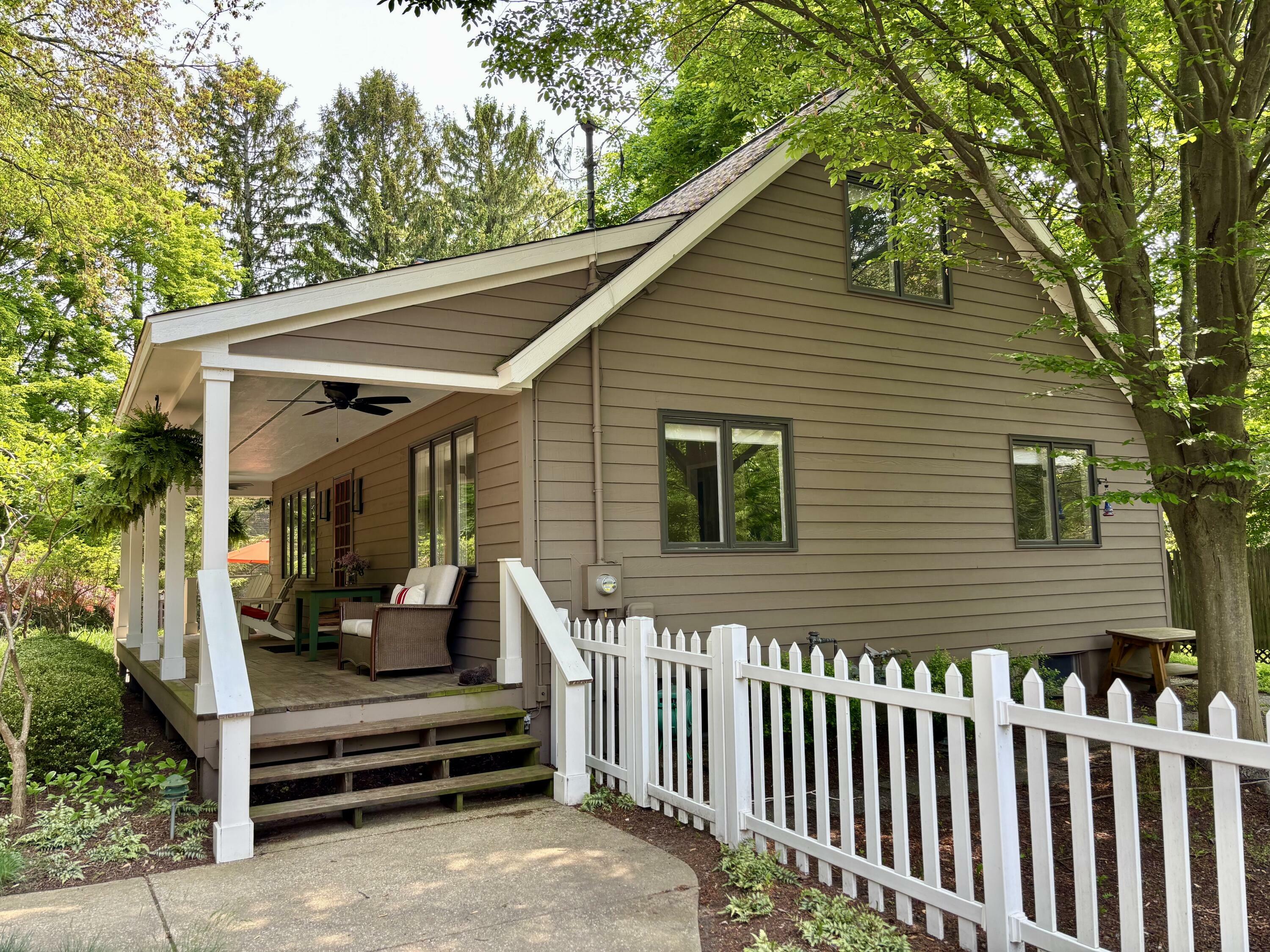 Property Photo: 603 Campbell Road MI 49406