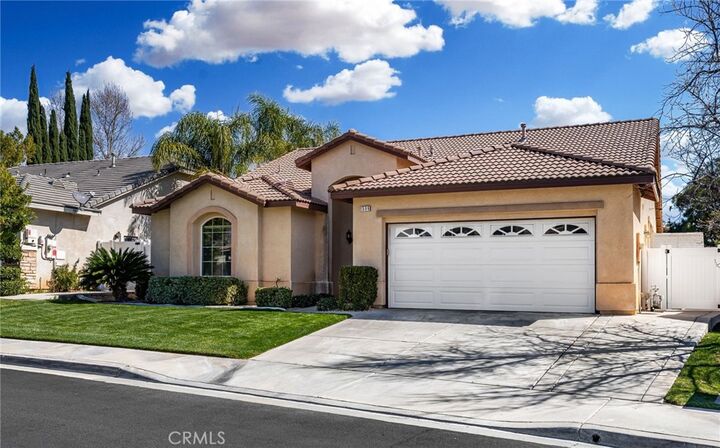 Property Photo: 1596 Thunderbird Road CA 92223
