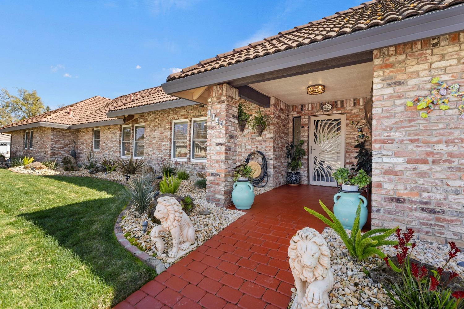 1129 Newport Way  Roseville CA 95661 photo