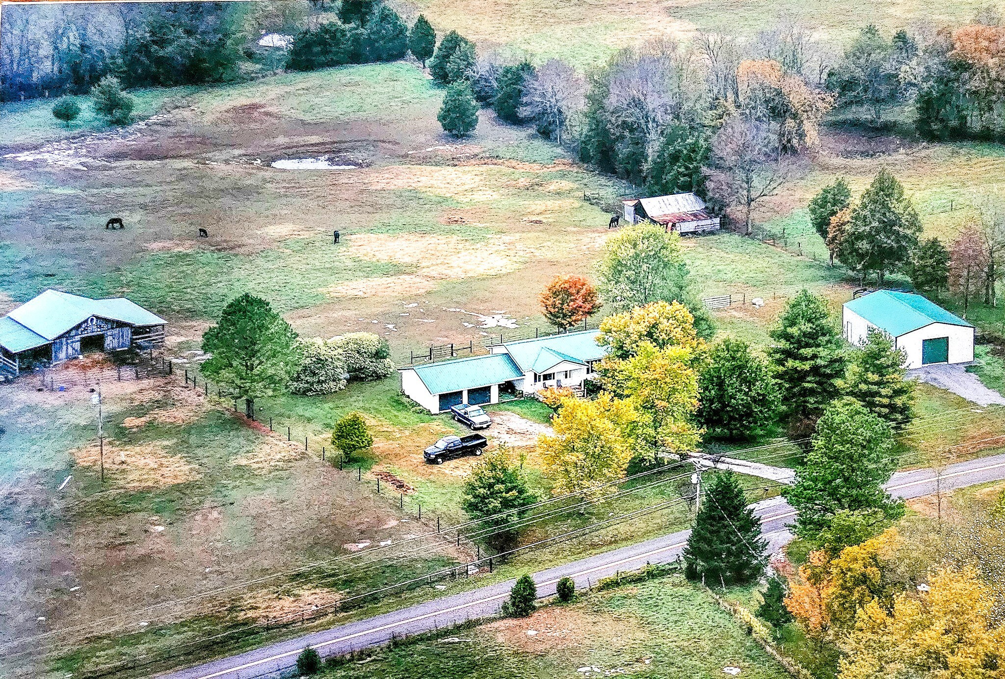 Property Photo: 224 Comstock Rd TN 37160