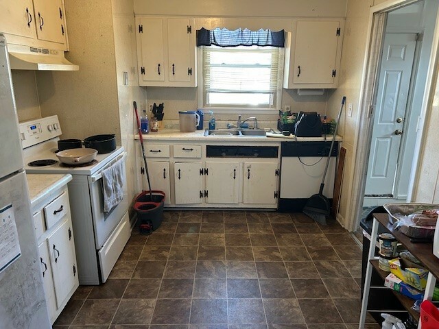 Property Photo: 13 Charlemagne Blvd TN 37042