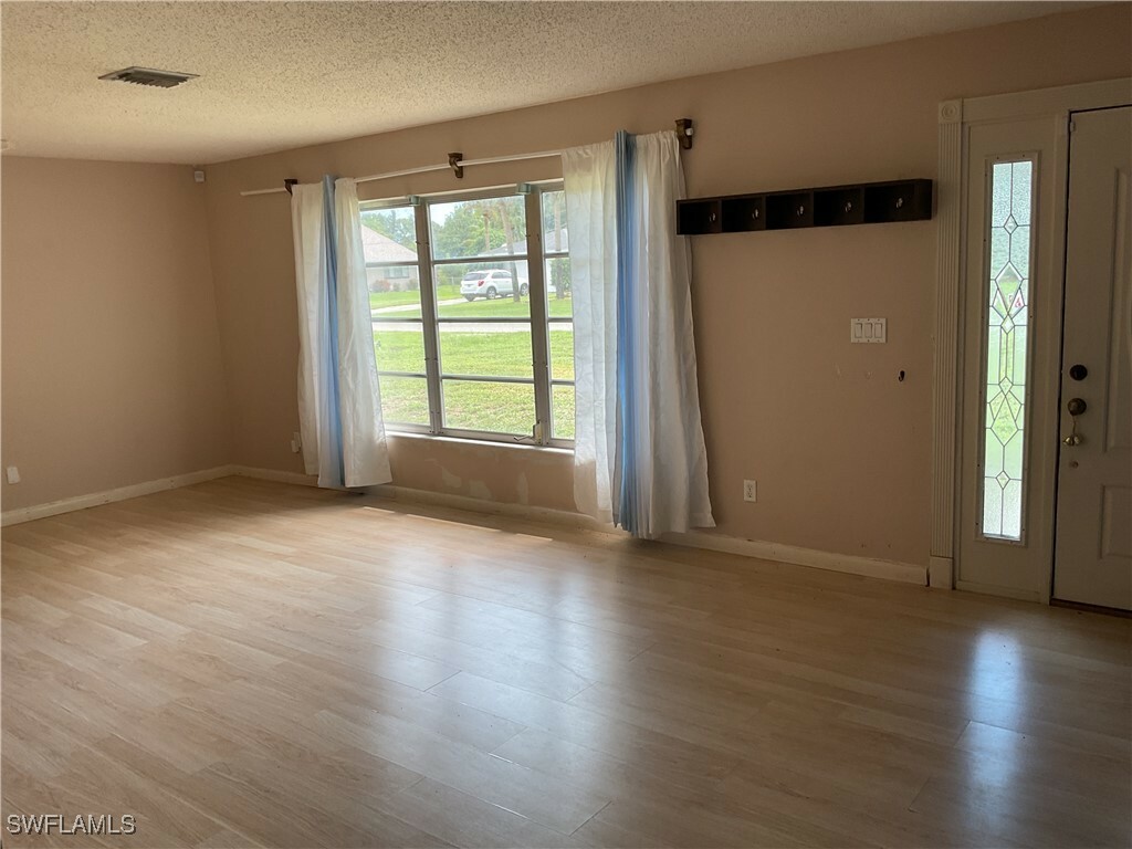 Property Photo: 213 Lake Avenue FL 33936