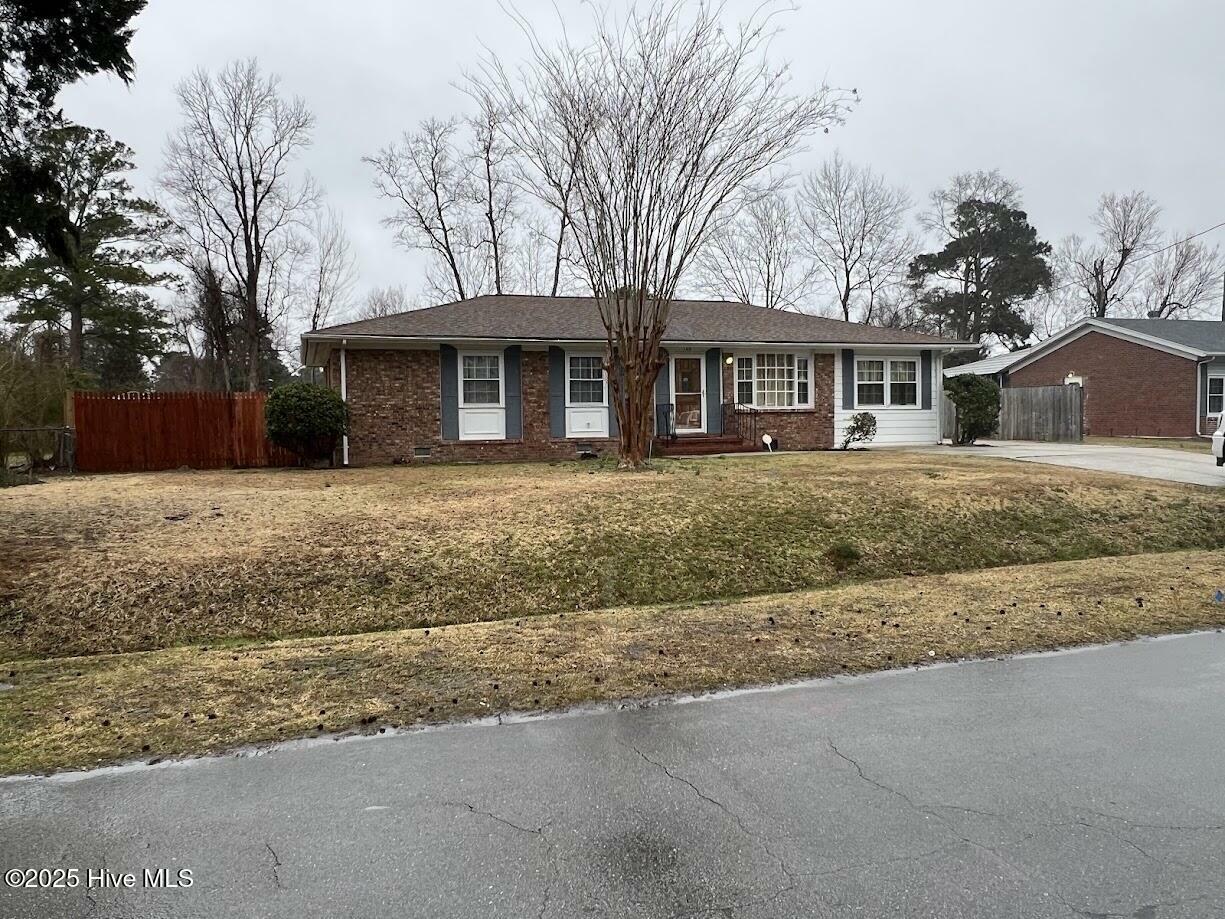 Property Photo: 102 Greencrest Circle NC 28540