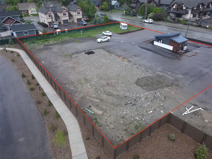 Property Photo:  1000 Wisconsin Avenue  MT 59937 