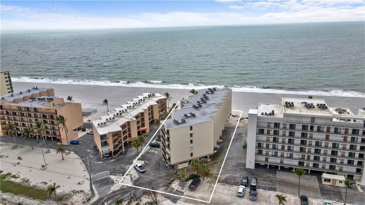 Property Photo:  25820 Hickory Blvd 202  FL 34134 