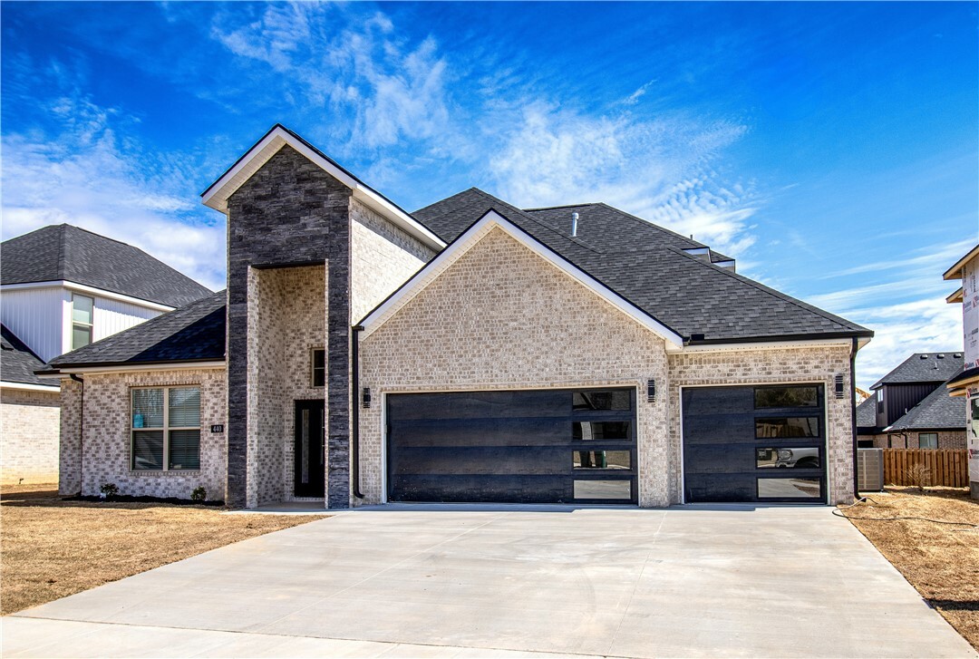 Property Photo: 440 Rainforest Loop AR 72719