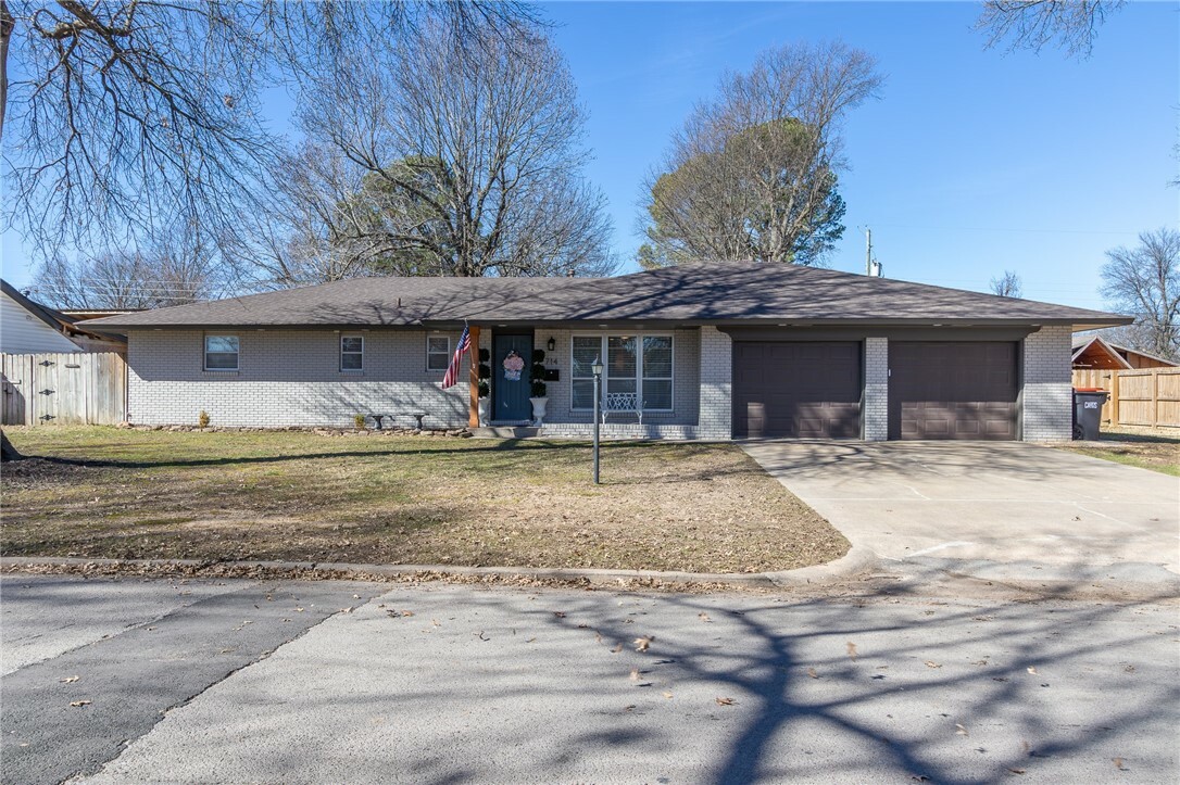 714 Carlton Street  Springdale AR 72762 photo