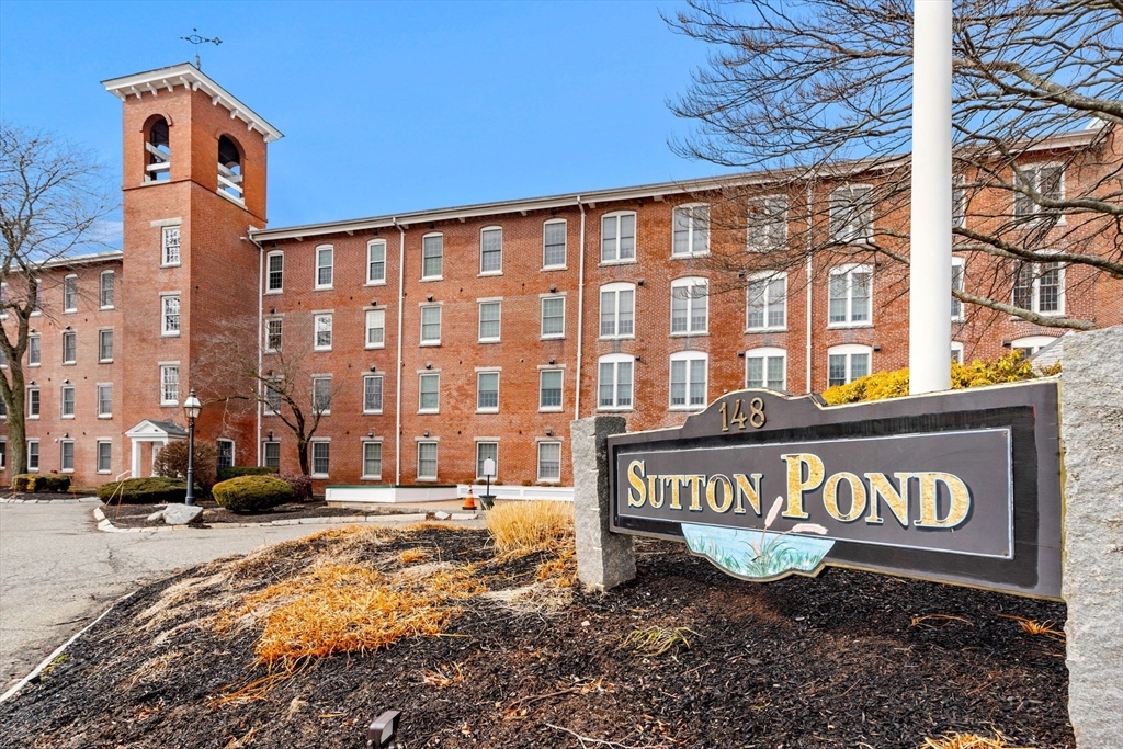 Property Photo: 148 Main St A407 MA 01845