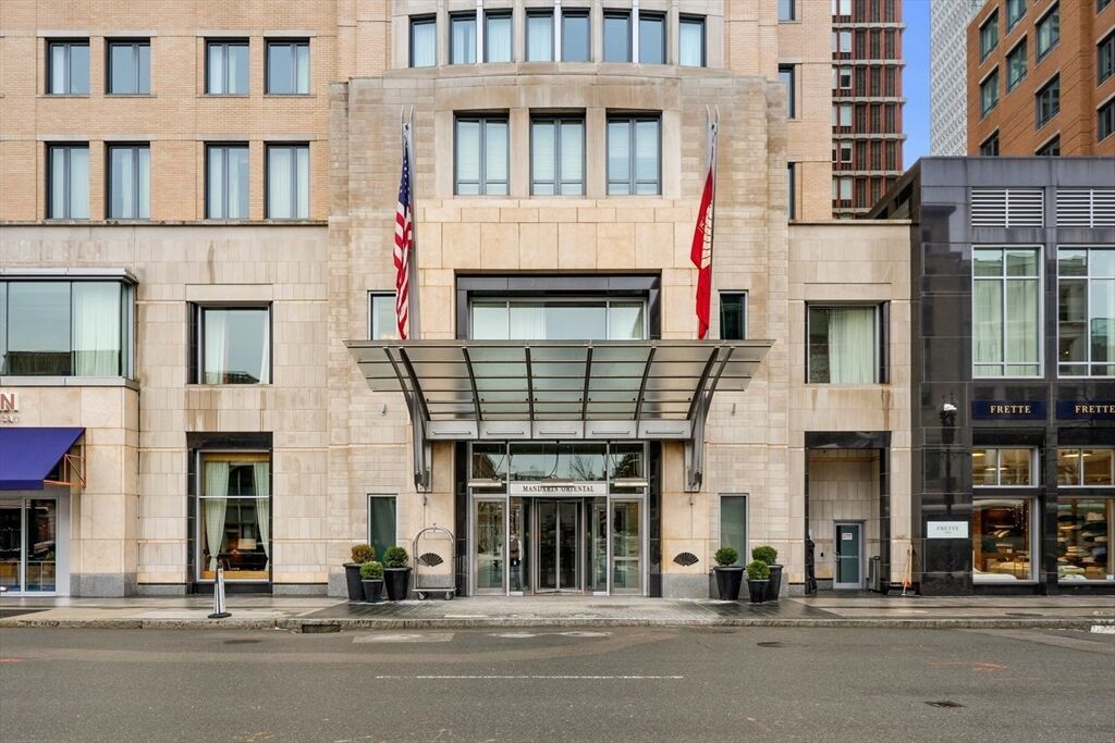 Property Photo: 776 Boylston St E10c MA 02119