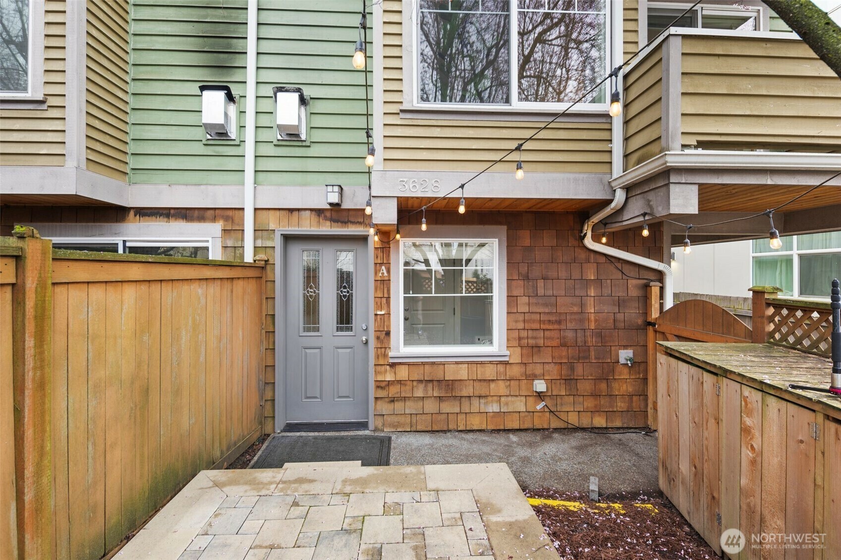 Property Photo: 3628 Francis Avenue N A WA 98103