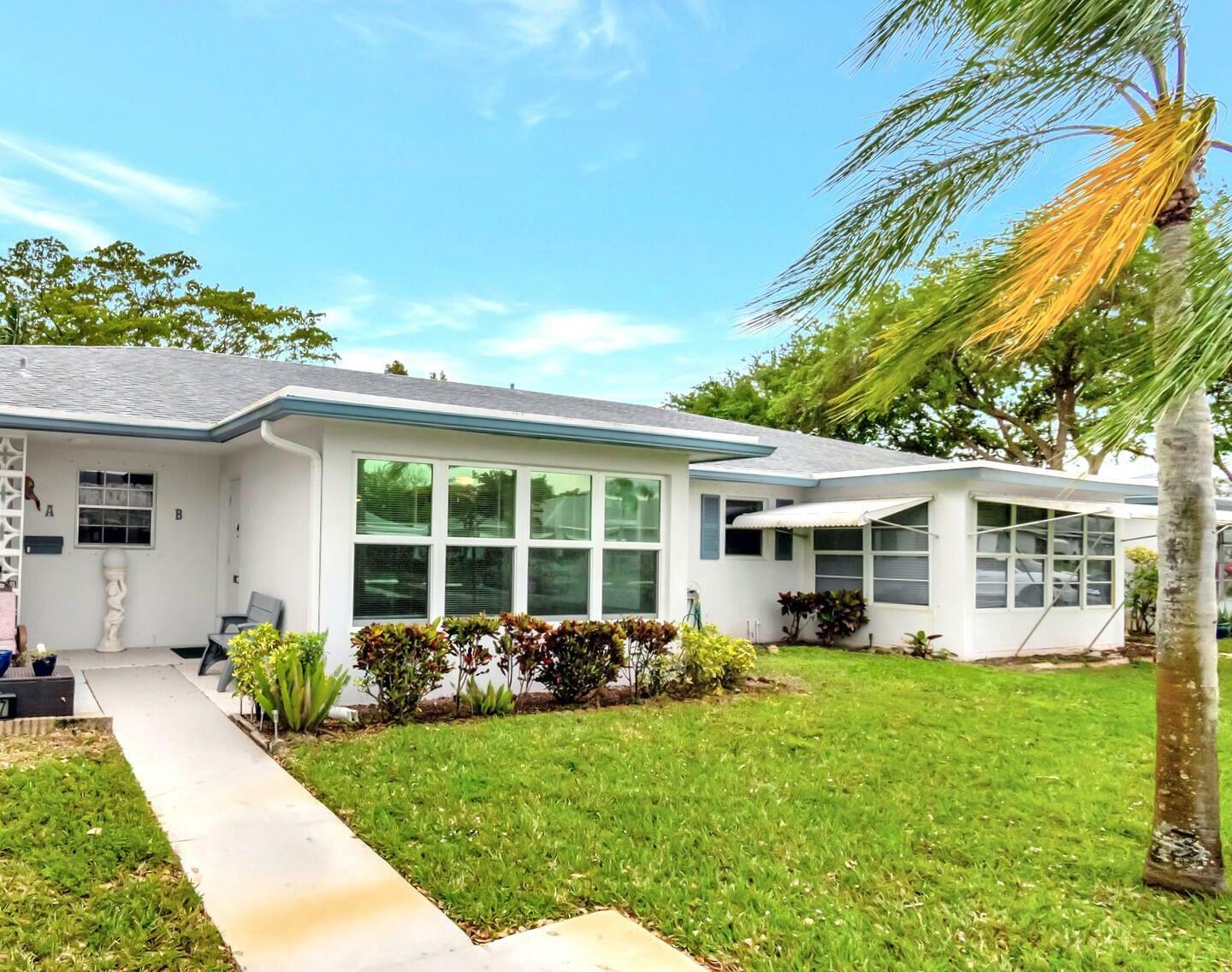 Property Photo:  1177 S Drive Circle B  FL 33445 