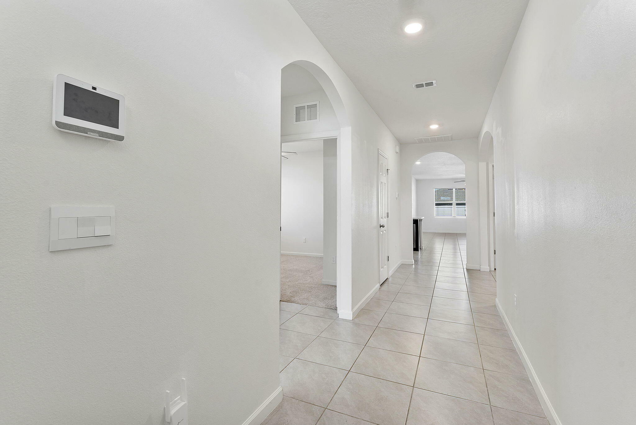Property Photo: 357 SE Oakridge Dr FL 34984