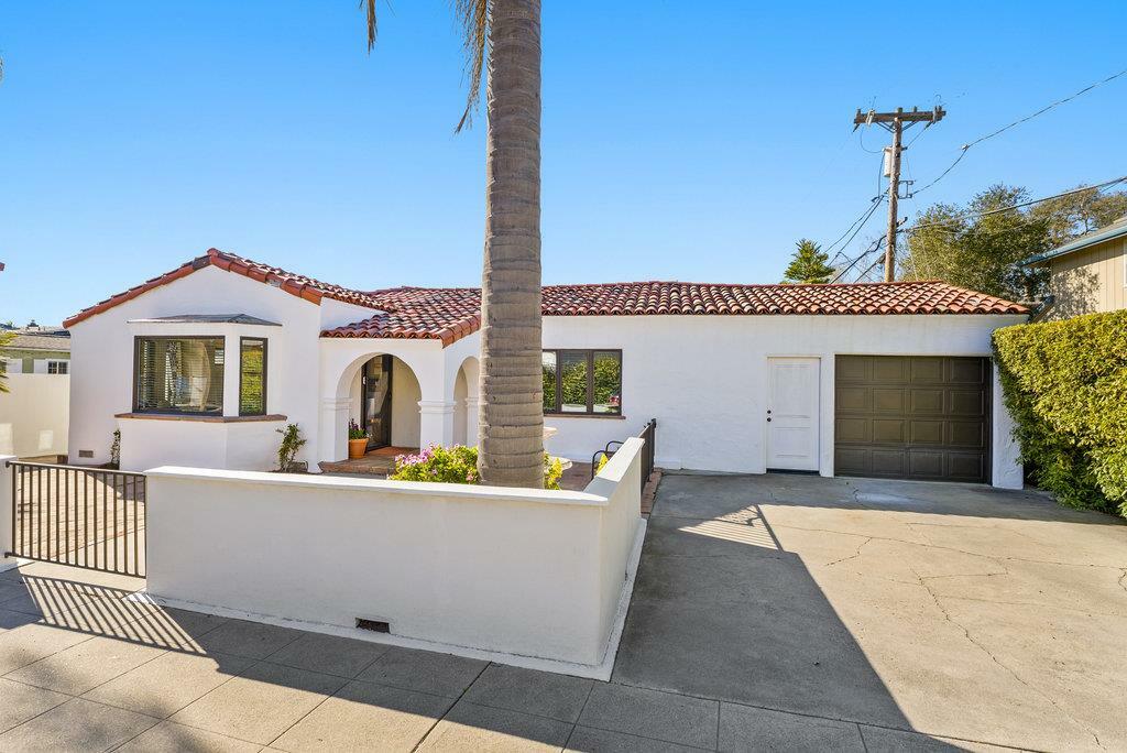 Property Photo:  201 Venetian Road  CA 95003 