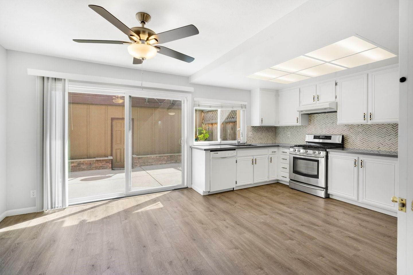 Property Photo: 2303 Meadowmont Drive CA 95133