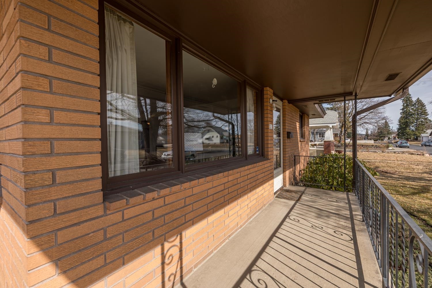 Property Photo:  723 E Everett Ave 721  WA 99207 