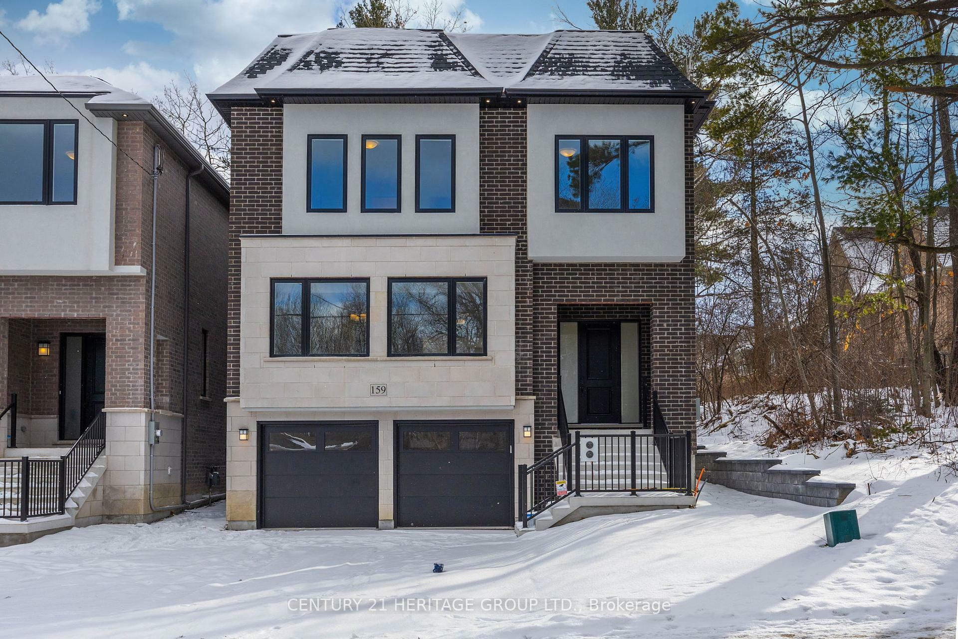 Photo de la propriété: 159 Snively Street ON L4E 3E9